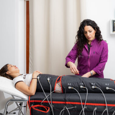 Trattamento di pressoterapia al Centro Estetico Scardina